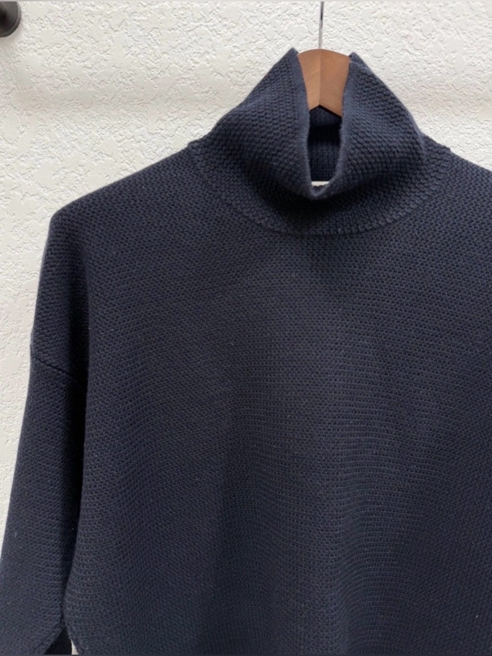 French Luxury Knitwear label Molli Classic Navy Turtleneck Turtleneck - Size: M